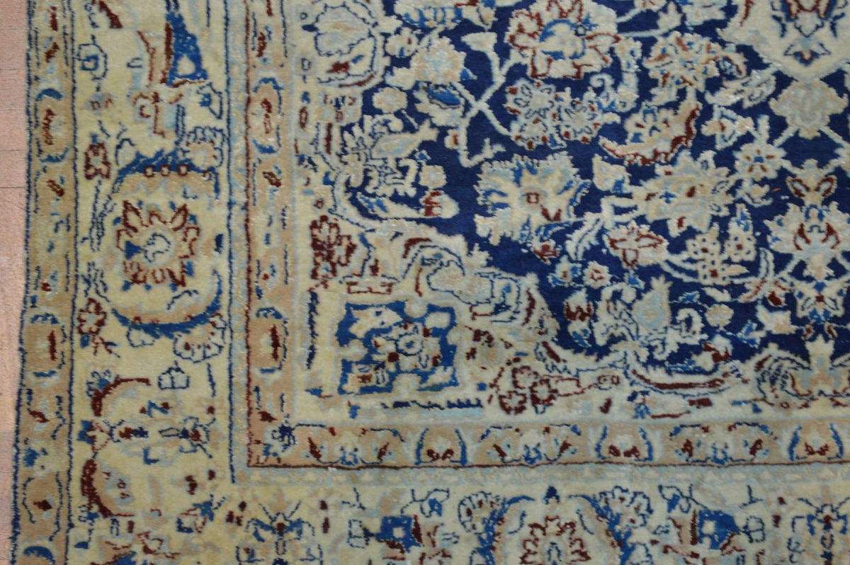 3' 3" x 5' 3" Persian Nain Rug image 10