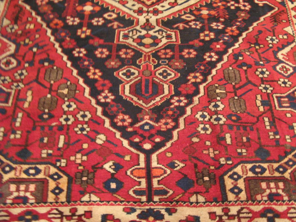 5' 1" x 10' 0" Persian Bakhtiari Rug image 5