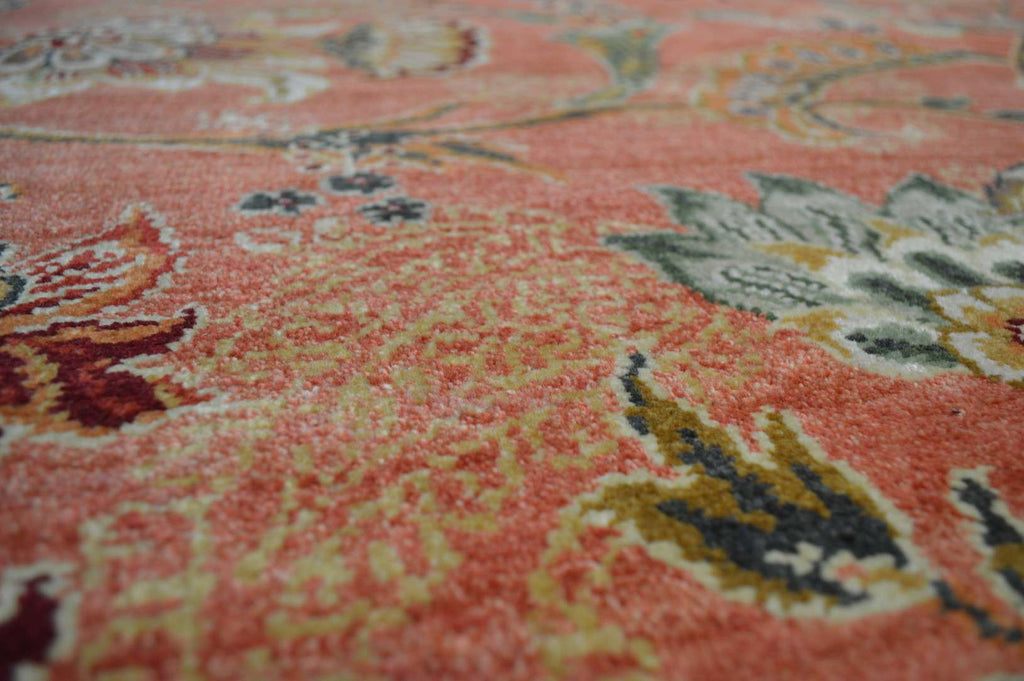 8' 3" x 10' 1" India Sultanabad Rug image 9