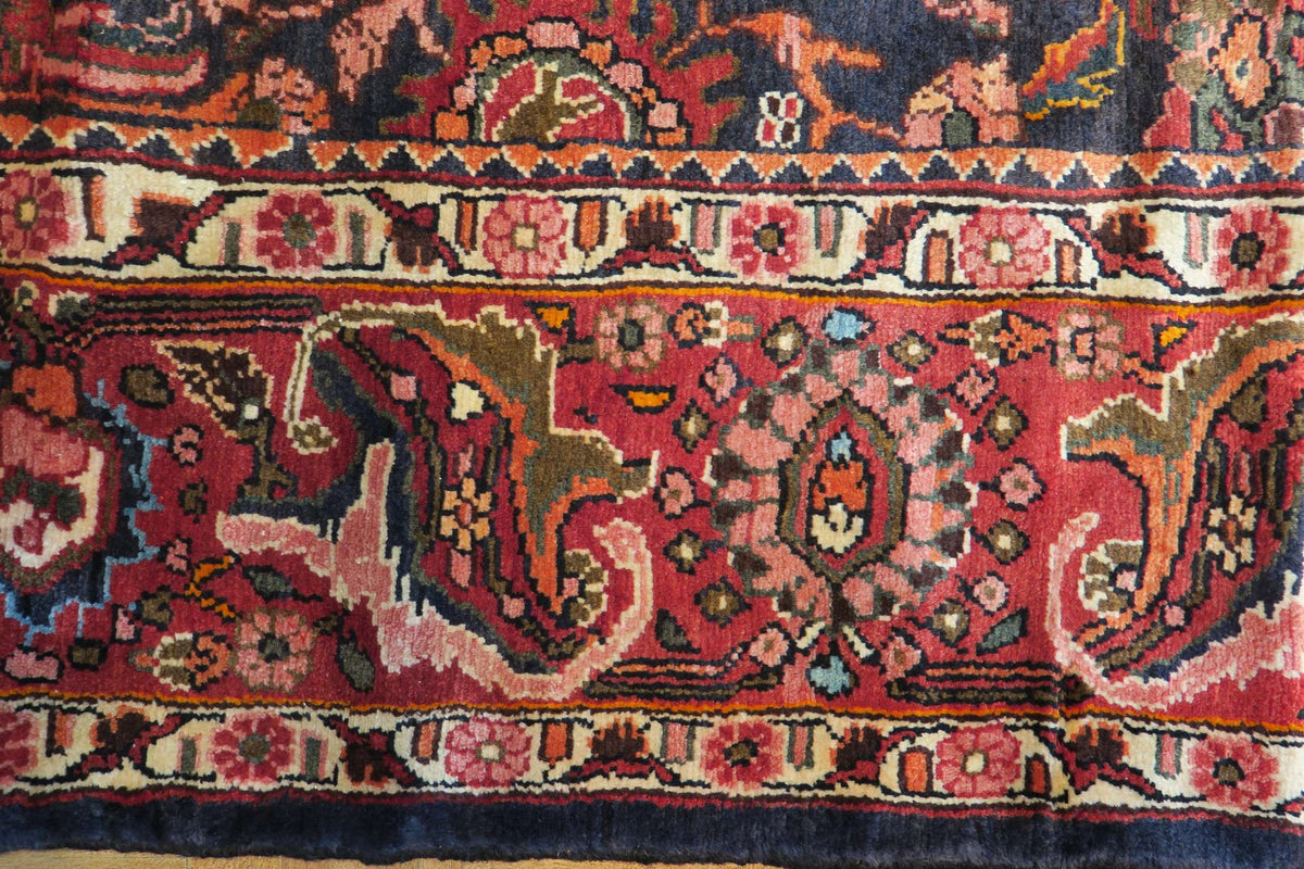 7' 4" x 10' 10" Persian Hamadan Rug image 0