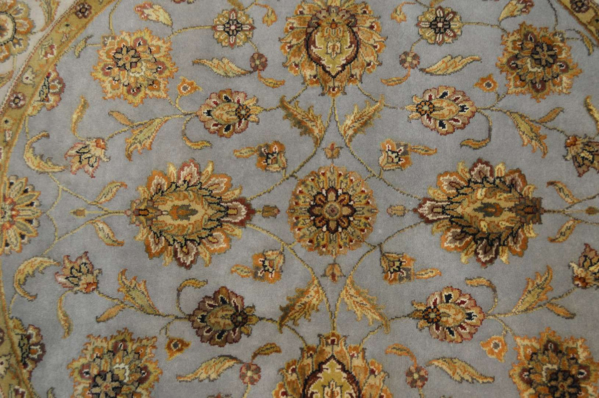 5' 8" x 5' 8" India Jaipur Round Rug image 4
