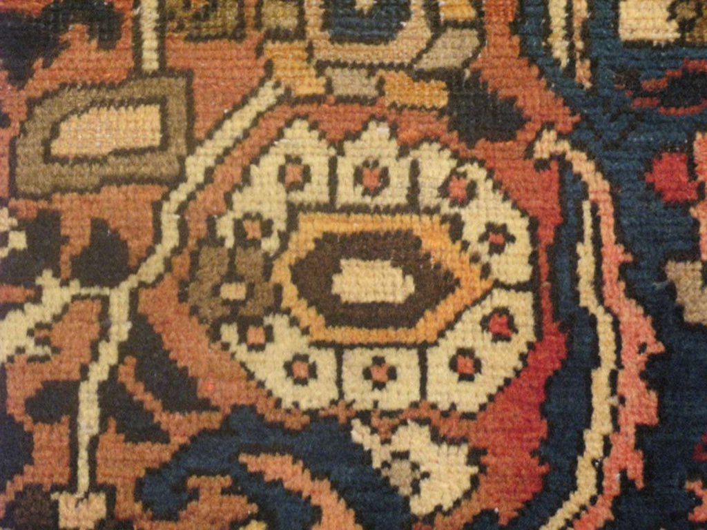7' 0" x 10' 3" Persian Bakhtiari Rug image 8