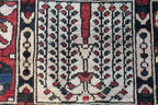 5' 2" x 9' 7" Persian Bakhtiar Rug image 7