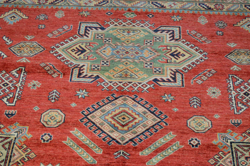 9' 0" x 12' 9" Pakistan Kazak Rug image 2