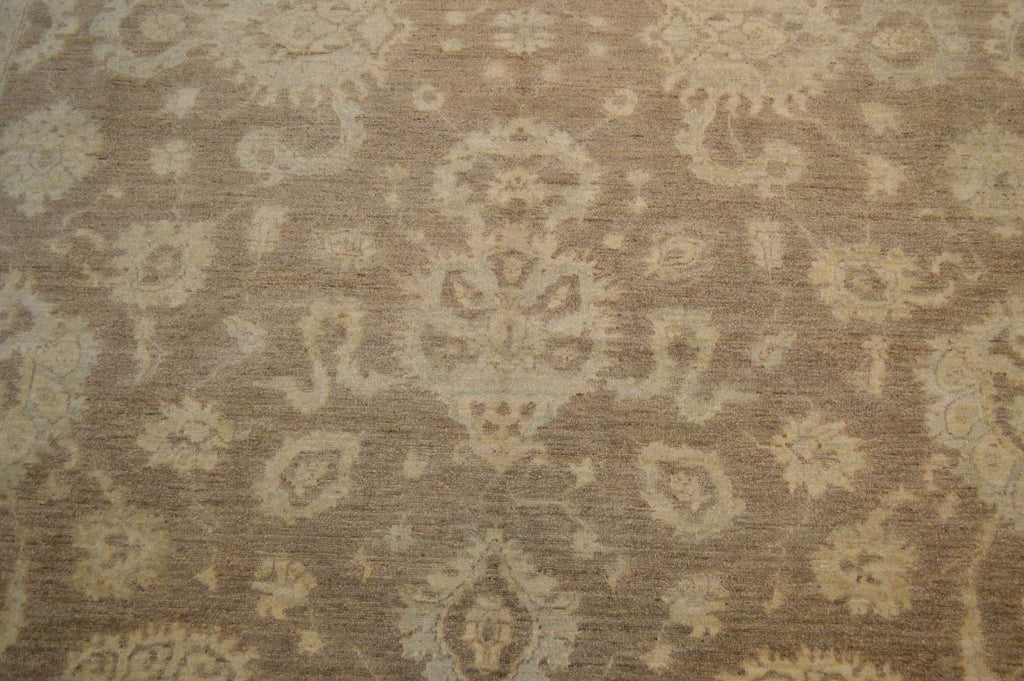 8' 1" x 9' 7" Pakistan Peshawar Rug image 7