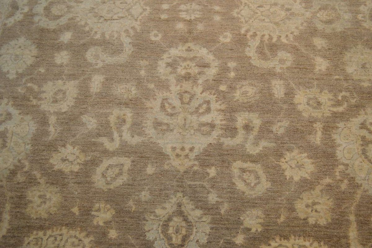 8' 1" x 9' 7" Pakistan Peshawar Rug image 7