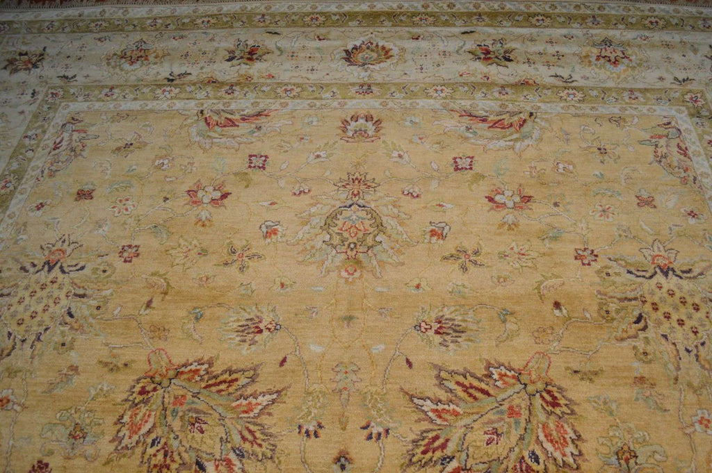 10' 0" x 13' 9" India Sultanabad Rug image 5