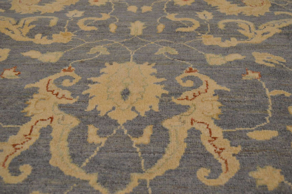4' 10" x 7' 8" Pakistan Peshawar Rug image 6