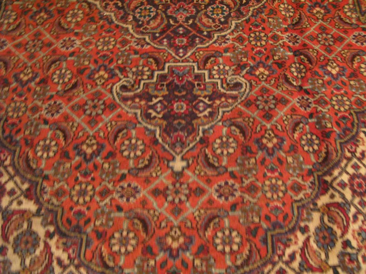 8' 0" x 11' 2" Persian Tabriz Rug image 4