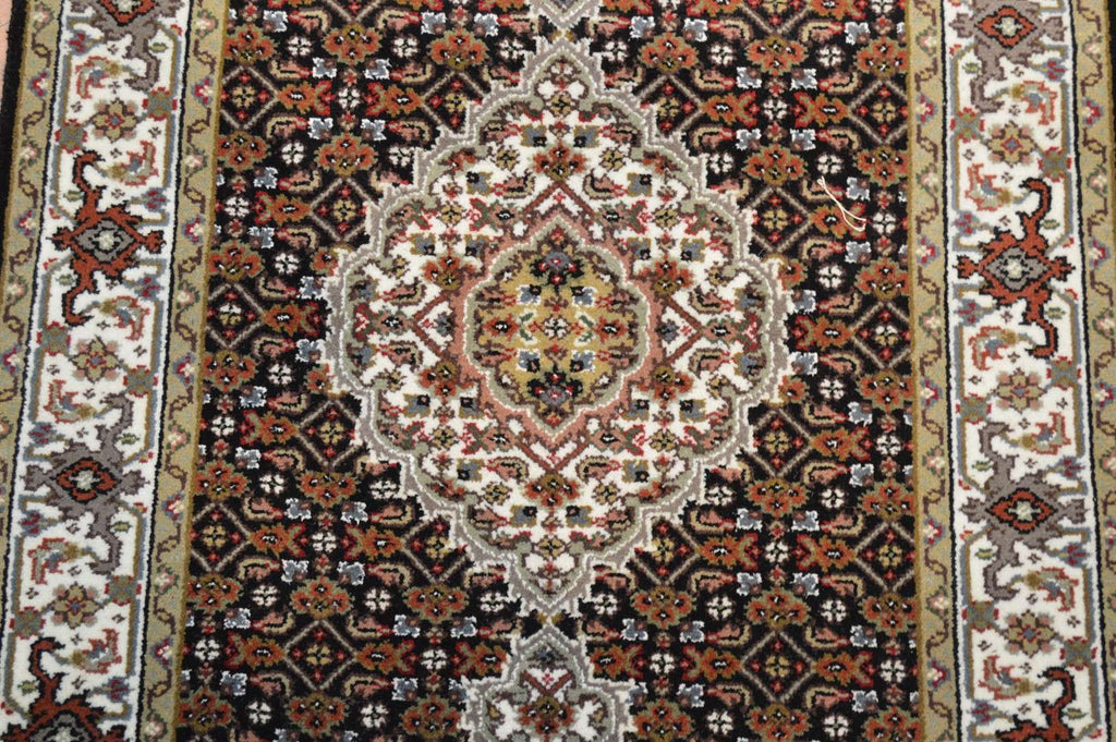 2' 6" x 30' 1" India Bijar Runner image 7