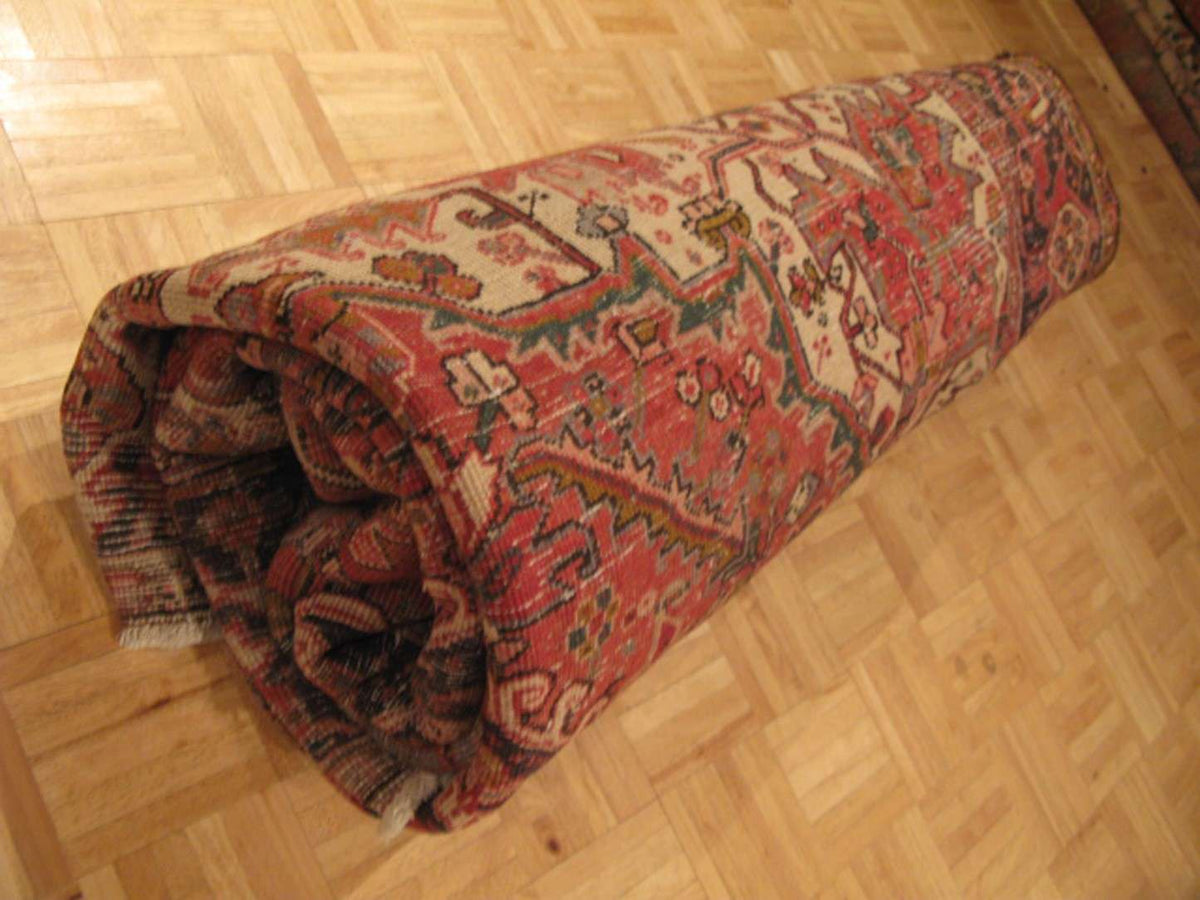 8' 1" x 11' 7" Persian Heriz Rug image 11