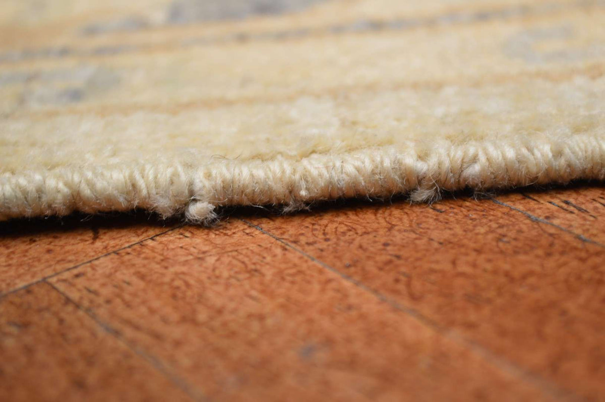 4' 0" x 5' 9" Pakistan Peshawar Rug image 9