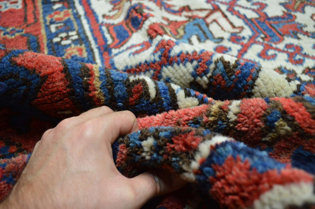 8' 3" x 11' 7" Persian Heriz Rug image 11
