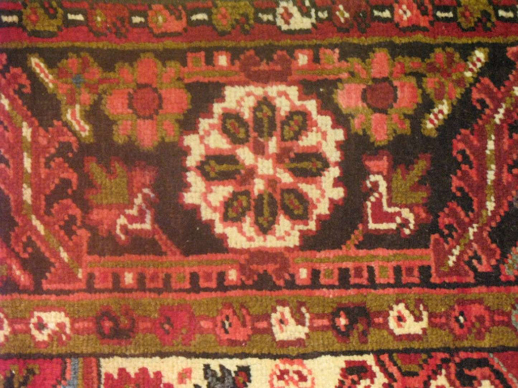 7' 3" x 10' 4" Persian Heriz Rug image 10
