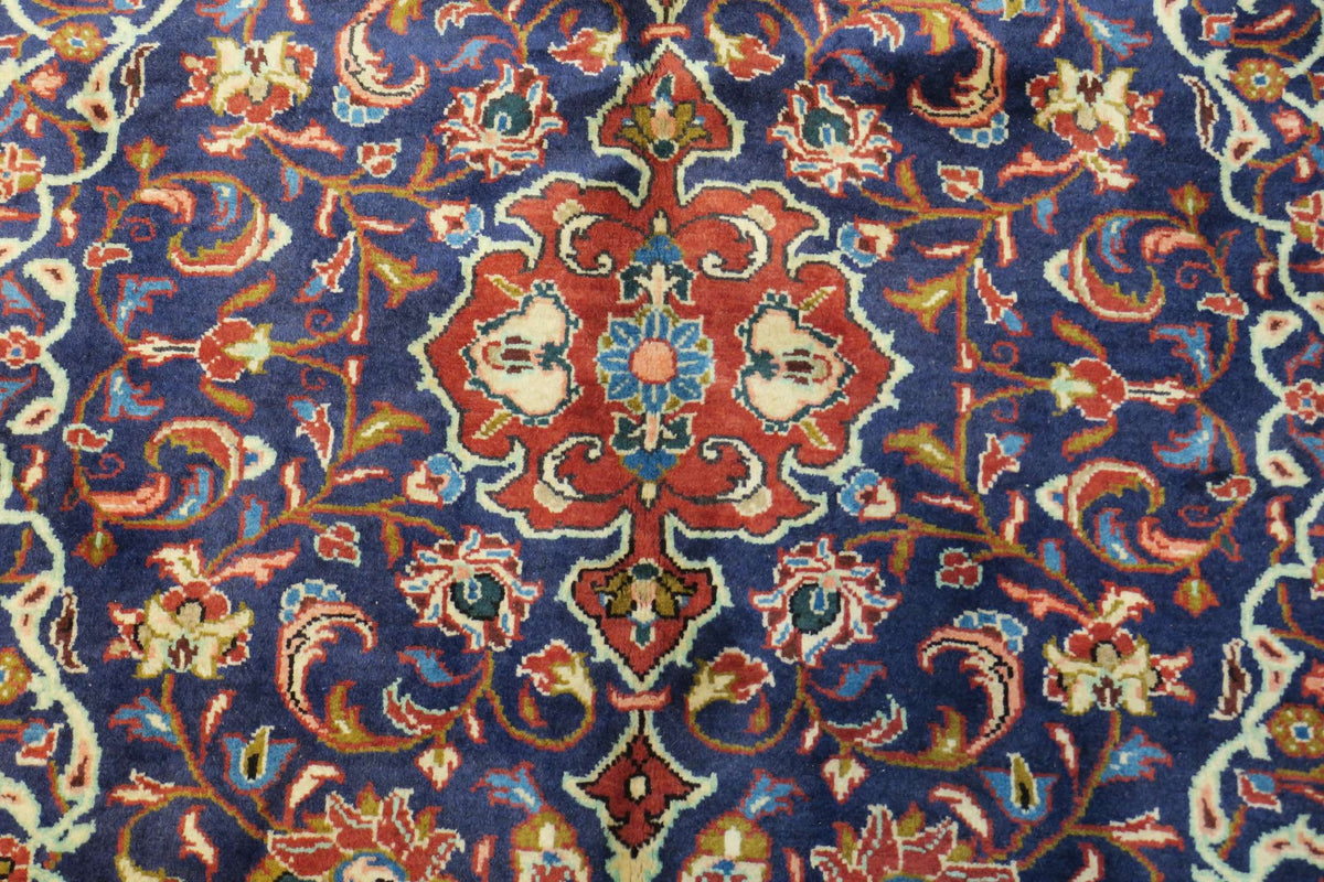3' 7" x 5' 6" Persian Sarouk Rug image 1