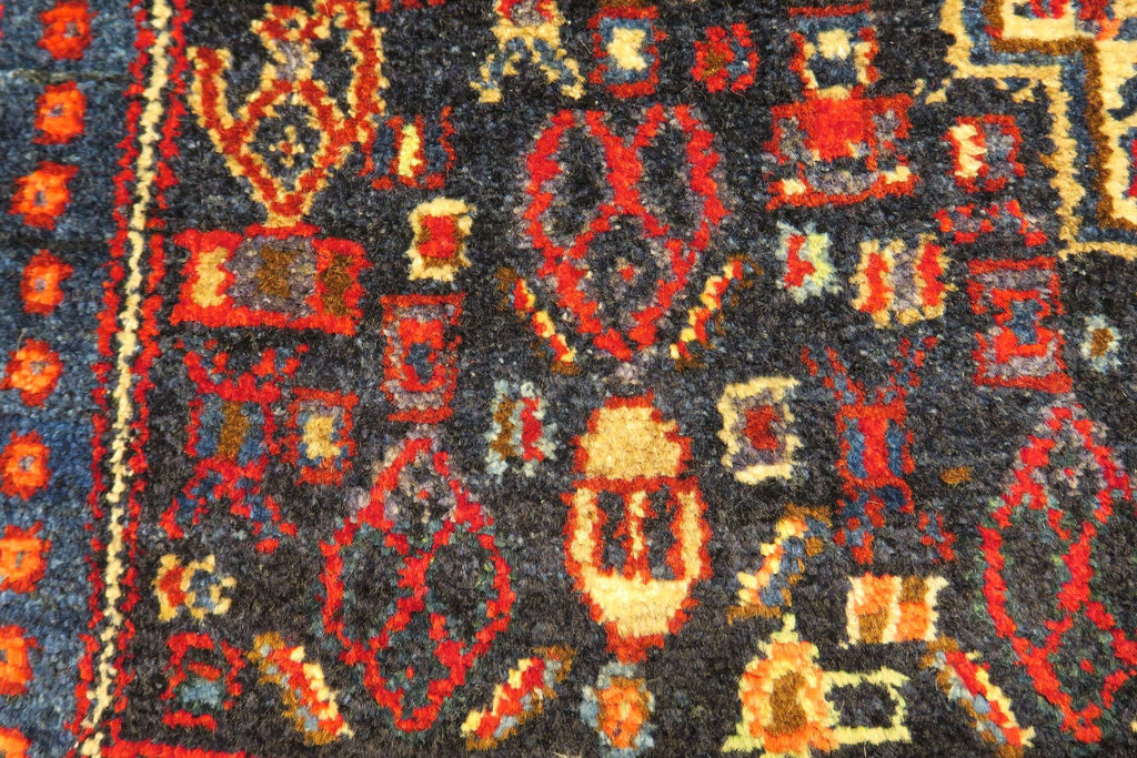 2' 2" x 3' 2" Persian Sanandaj Rug image 5