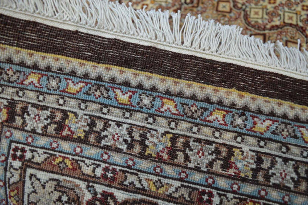6' 8" x 9' 8" India Tabriz Rug image 12