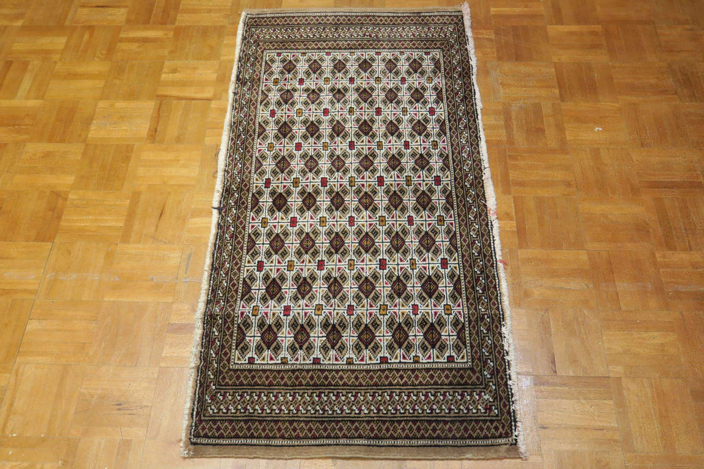 2' 1" x 4' 3" Persian Turkeman Rug image 6