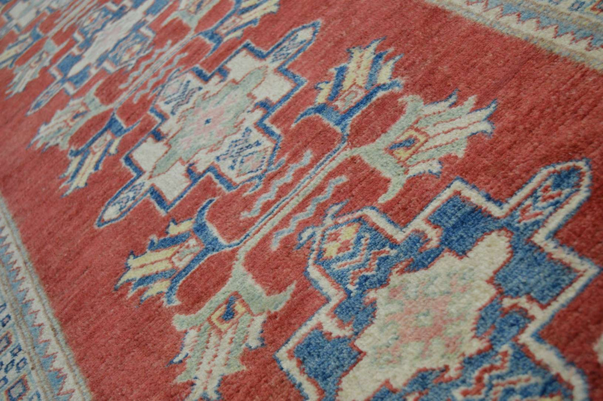 2' 5" x 5' 8" Pakistan Kazak Rug image 5