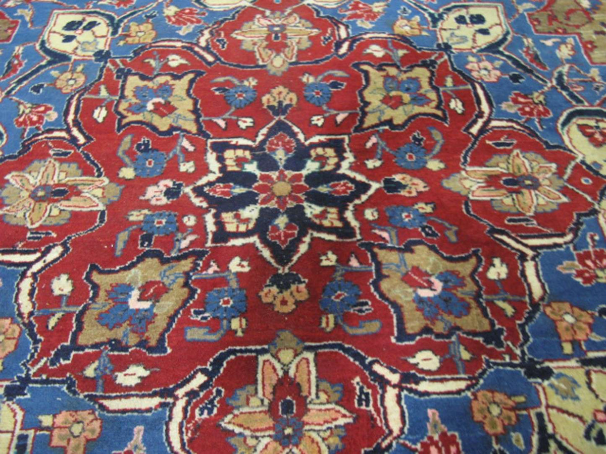 10' 0" x 13' 8" Persian Bijar Rug image 1