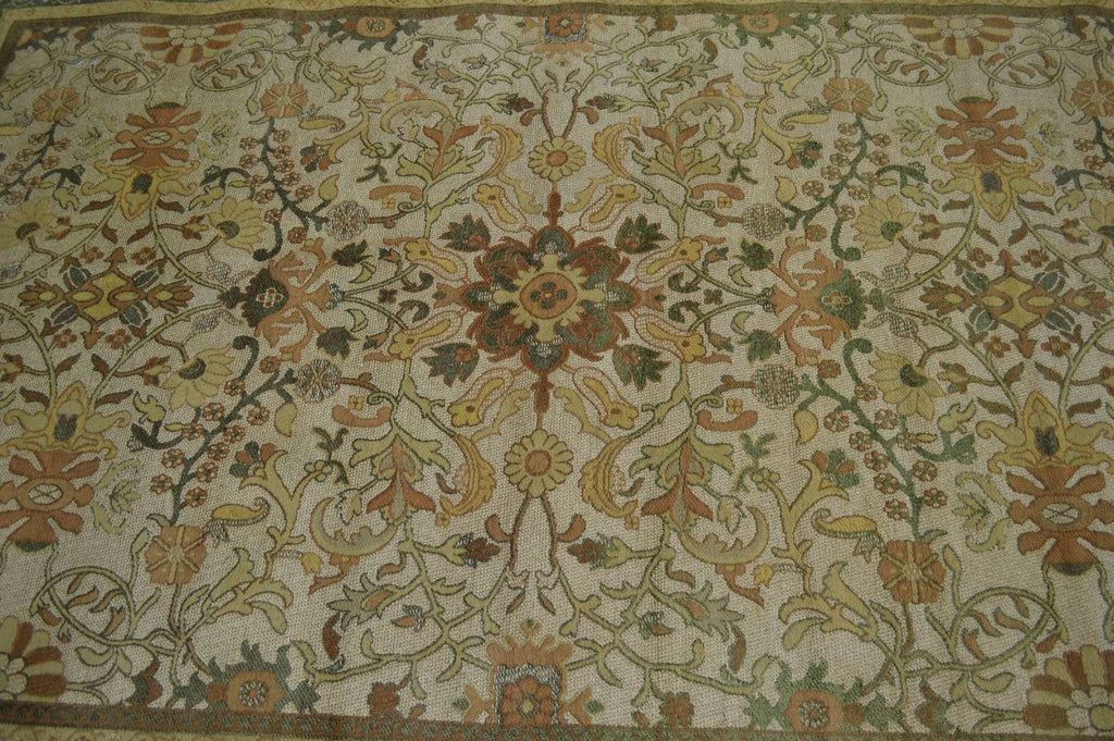 4' 9" x 7' 8" India Contemporary Rug image 4