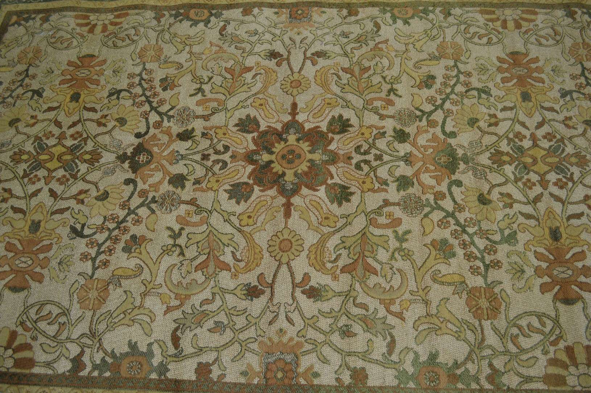 4' 9" x 7' 8" India Contemporary Rug image 4