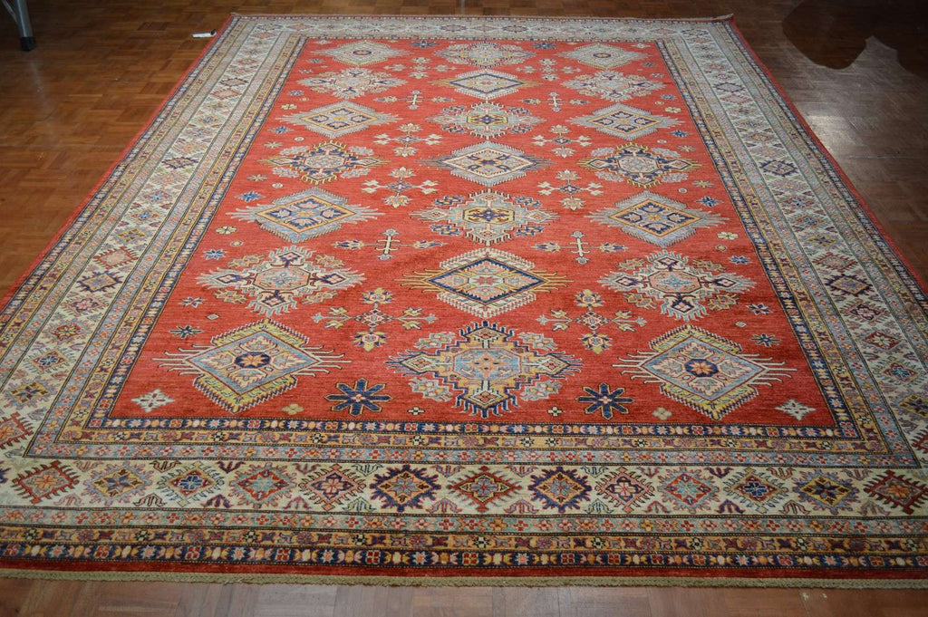 9' 0" x 12' 3" Pakistan Kazak Rug image 2