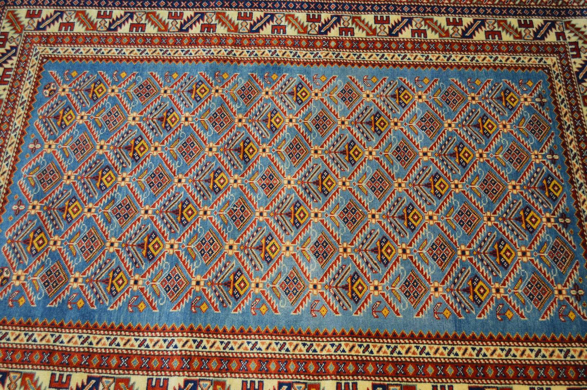 4' 4" x 5' 8" Pakistan Shirvan Rug image 3