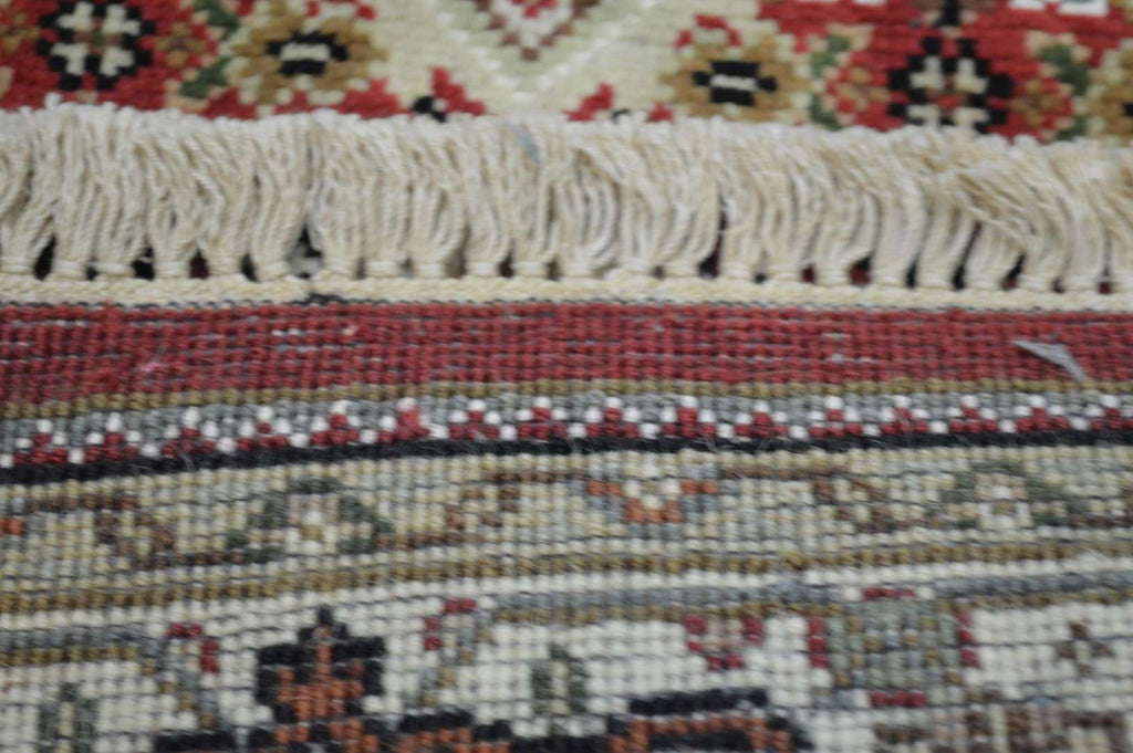 3' 1" x 5' 2" India Bijar Rug image 12