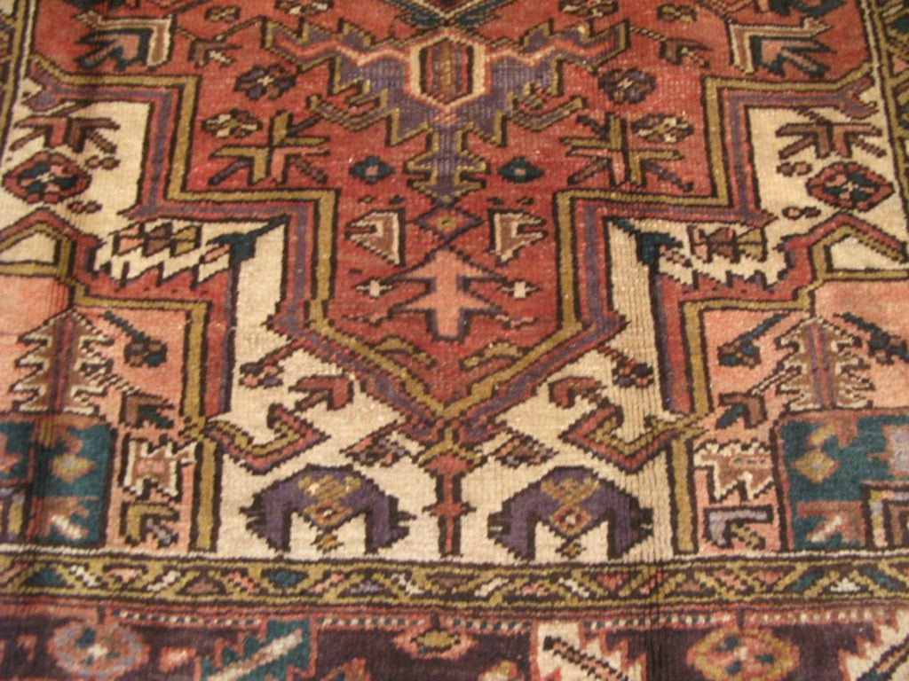 4' 7" x 7' 3" Persian Heriz Rug image 8