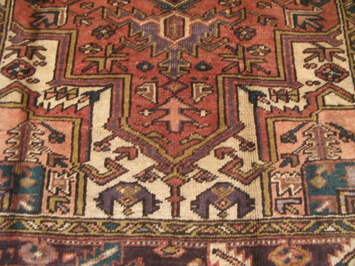 4' 7" x 7' 3" Persian Heriz Rug image 8