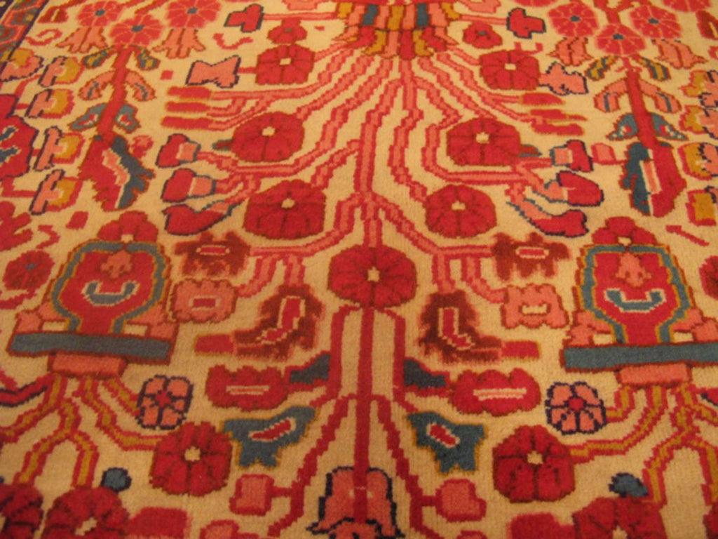 2' 4" x 3' 3" Persian Farahan Rug image 4