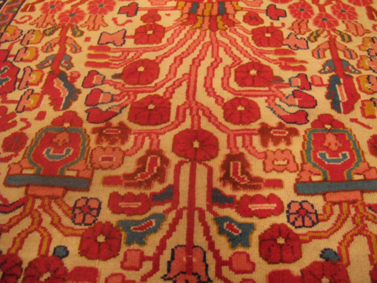 2' 4" x 3' 3" Persian Farahan Rug image 4