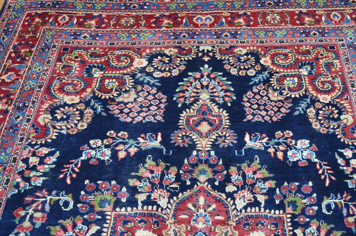 6' 6" x 9' 3" Persian Mashhad Rug image 5