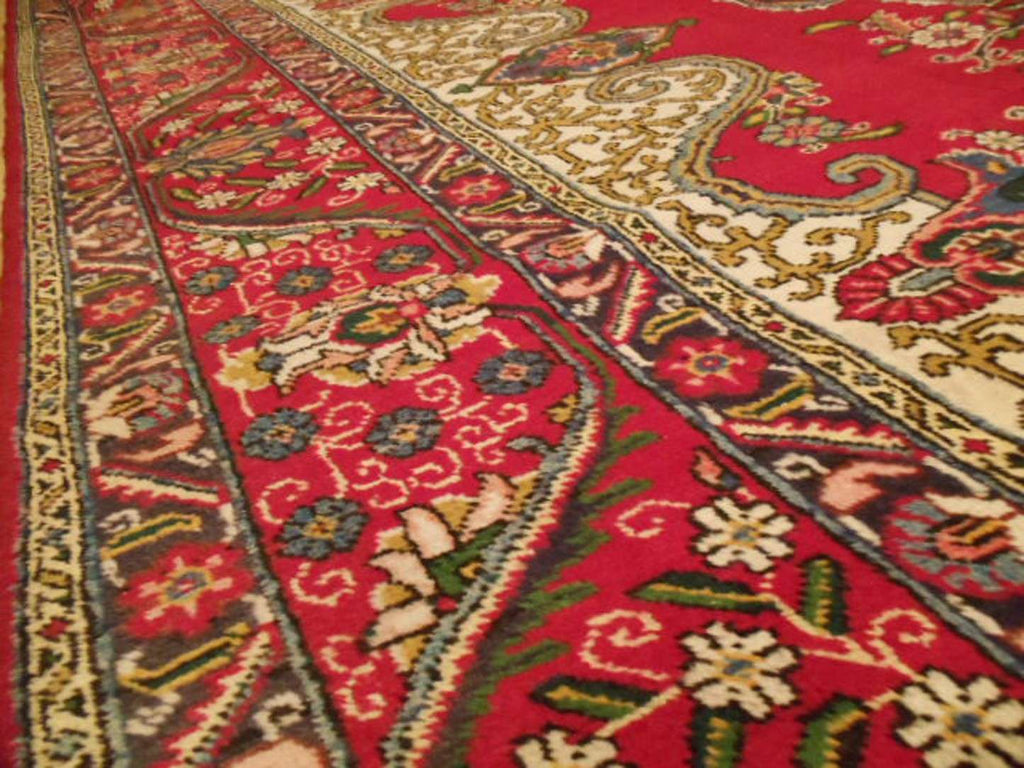 9' 4" x 12' 7" Persian Tabriz Rug image 6