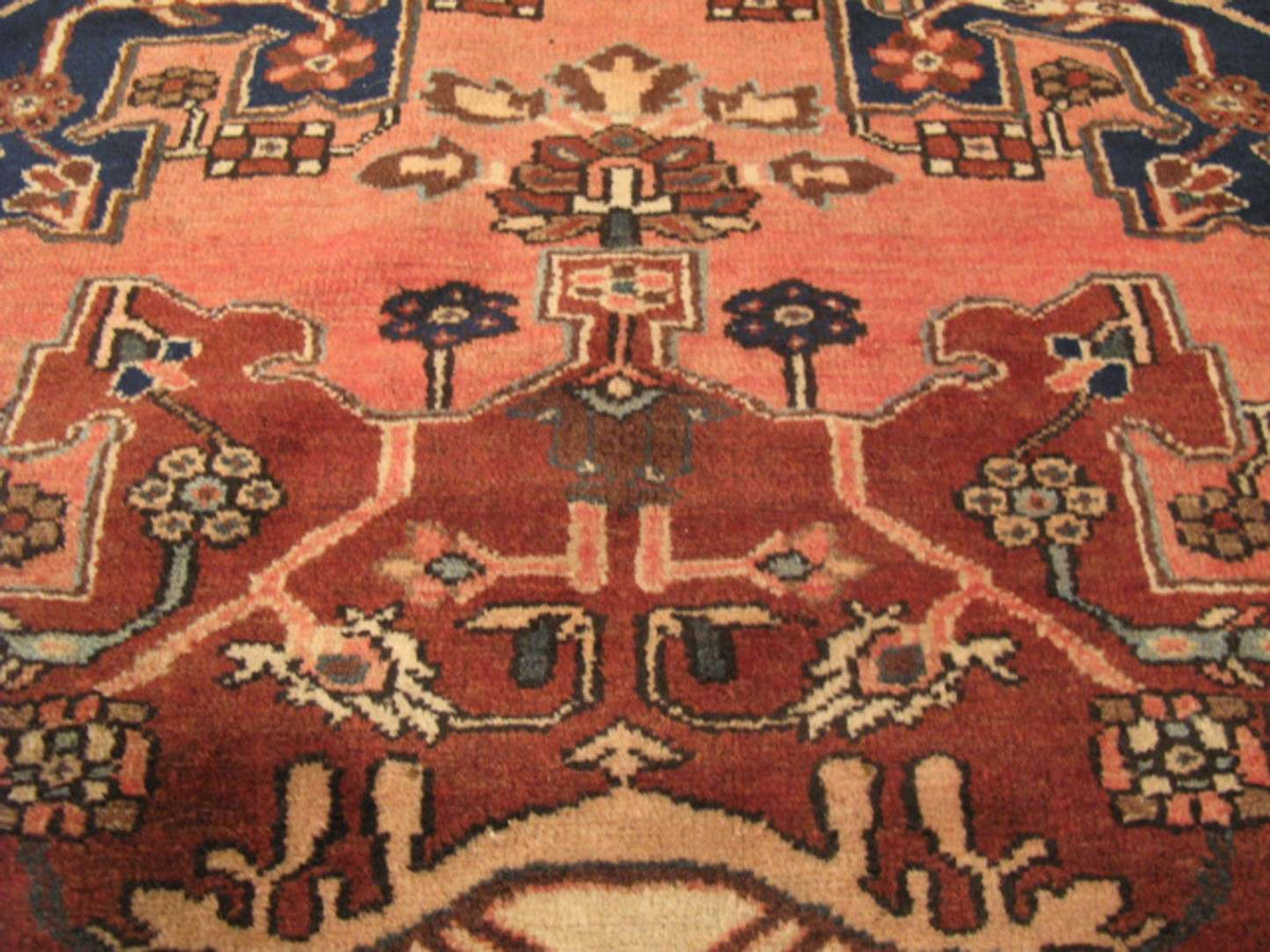4' 4" x 6' 4" Persian Tafresh Rug image 10