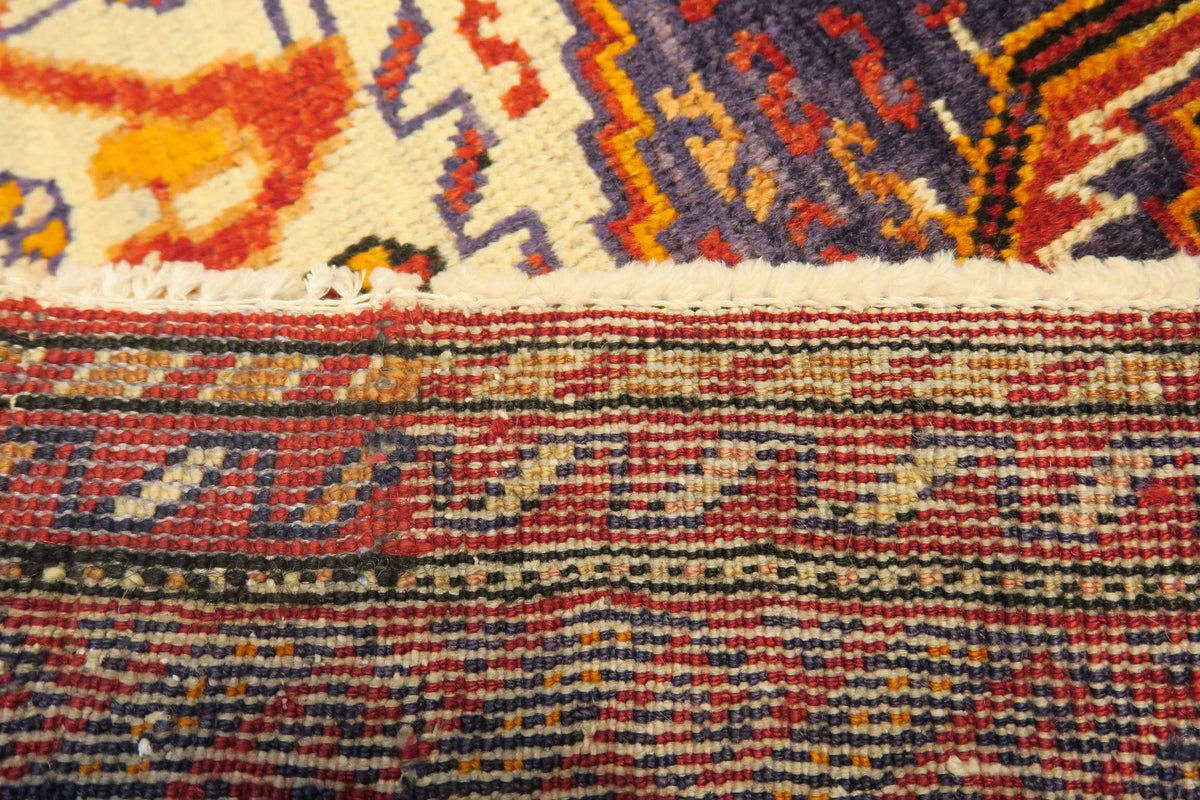 2' 7" x 4' 7" Persian Baluch Rug image 8