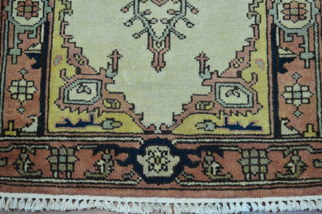 2' 5" x 8' 2" India Serapi Runner image 3