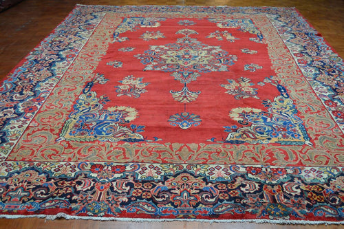 10' 6" x 13' 6" Persian Sarouk Rug image 1