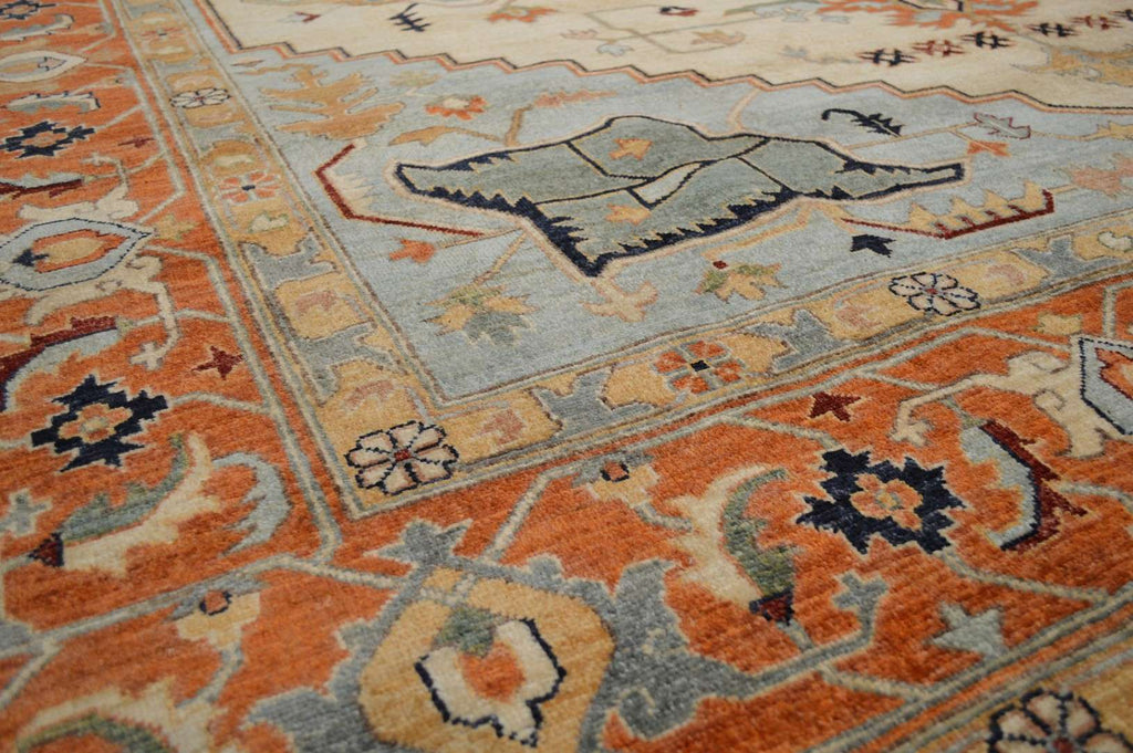9' 1" x 12' 0" Pakistan Serapi Rug image 5