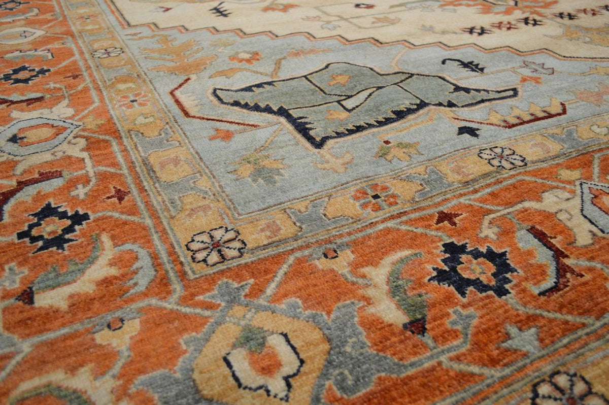 9' 1" x 12' 0" Pakistan Serapi Rug image 5
