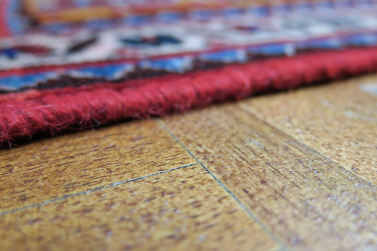 4' 2" x 6' 4" Persian Hamadan Rug image 0