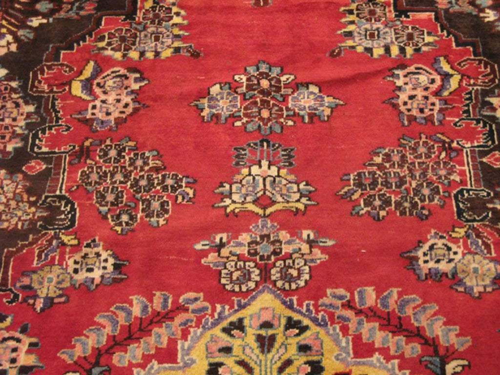 5' 6" x 9' 1" Persian Bakhtiari Rug image 9