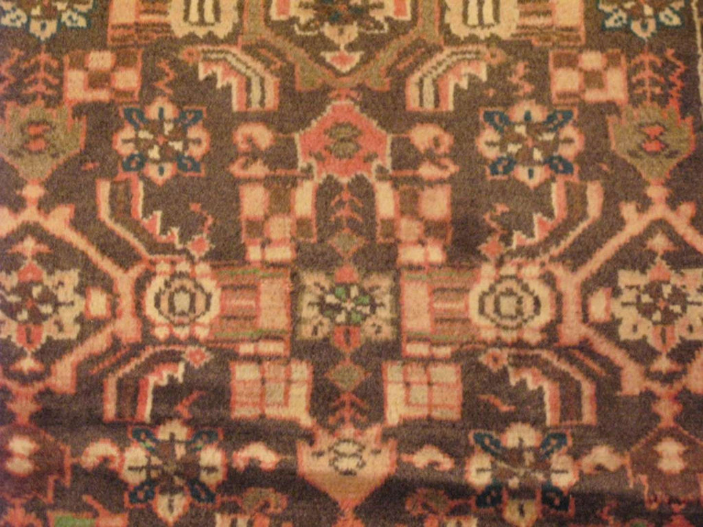 2' 6" x 6' 9" Vintage Lilihan Runner image 9
