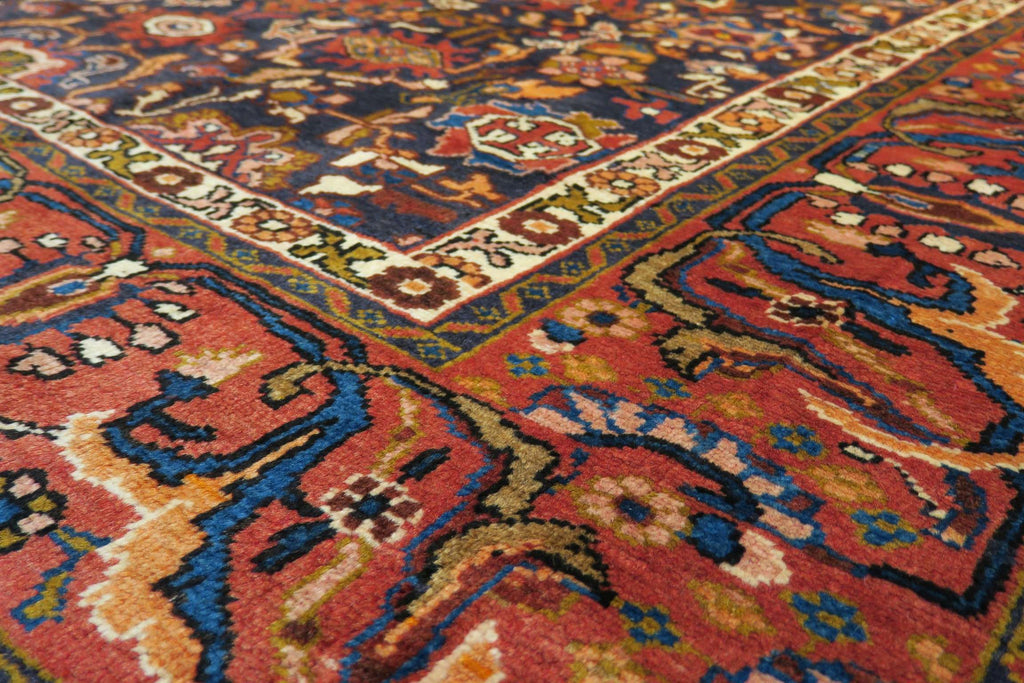 6' 6" x 10' 1" Persian Hamadan Rug image 2