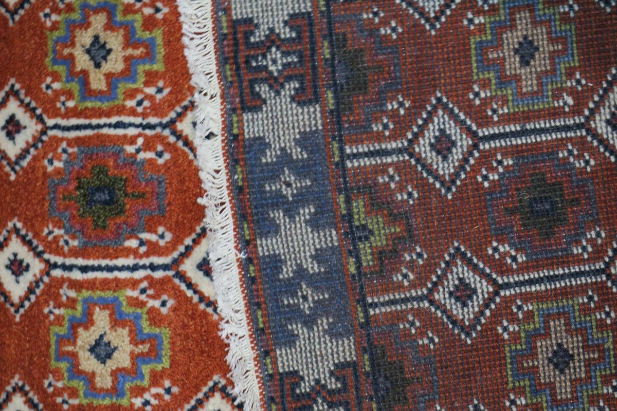 2' 0" x 4' 0" India Kazak Rug image 1