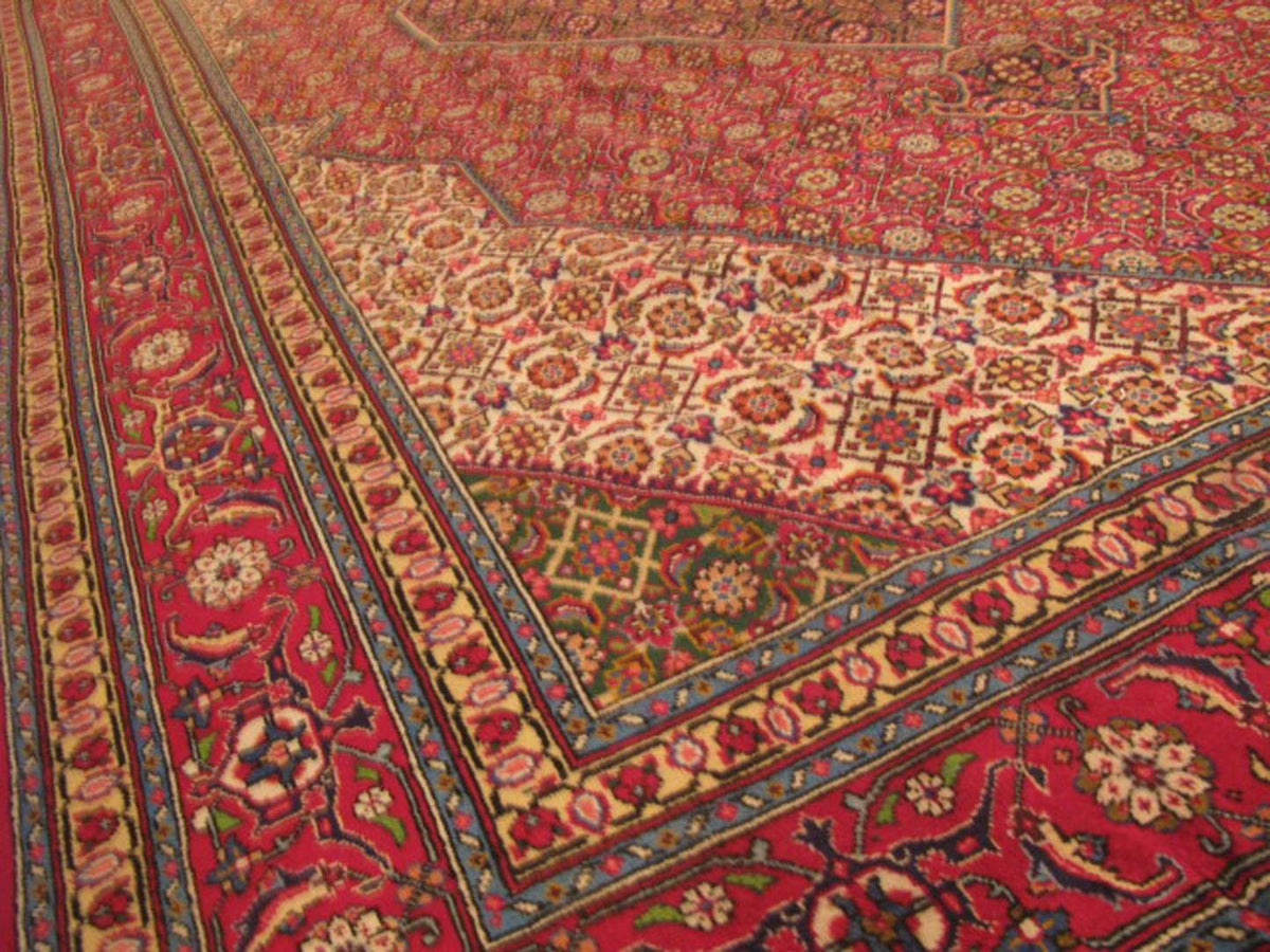 10' 1" x 16' 0" Persian Tabriz Rug image 5