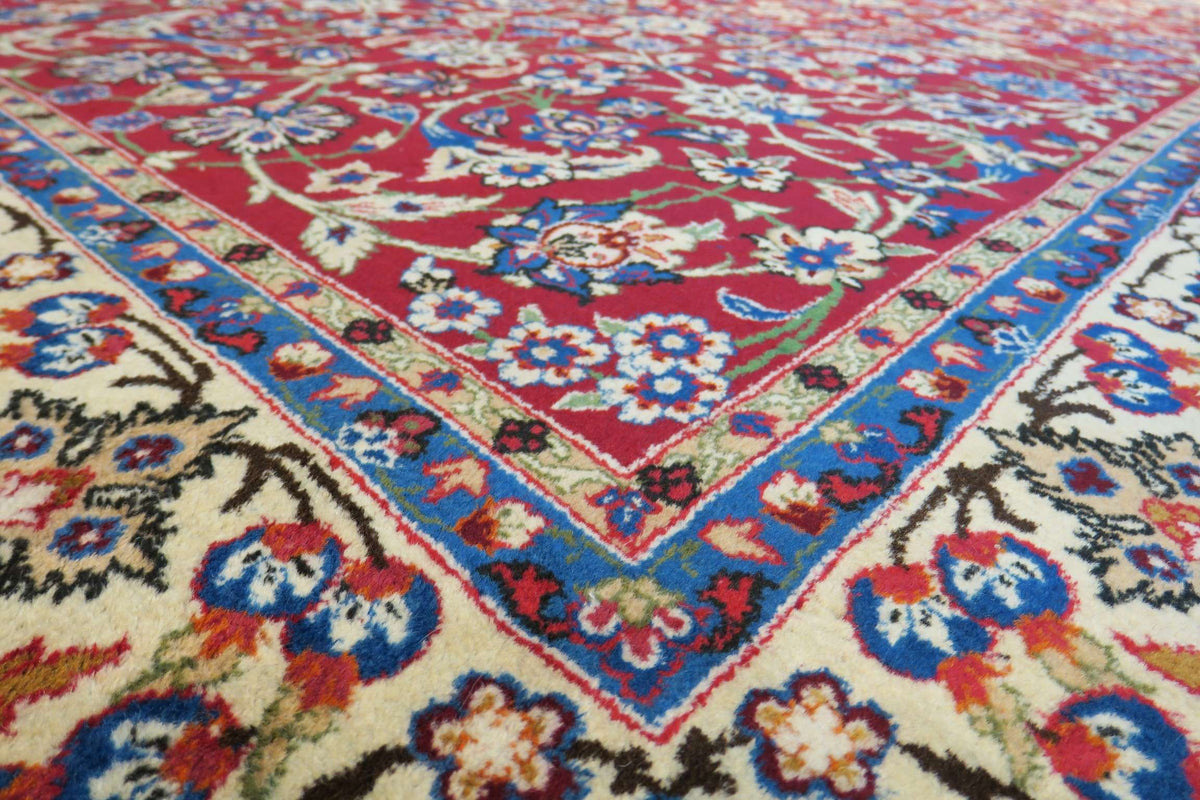 6' 7" x 10' 0" Persian Yaazd Rug image 0