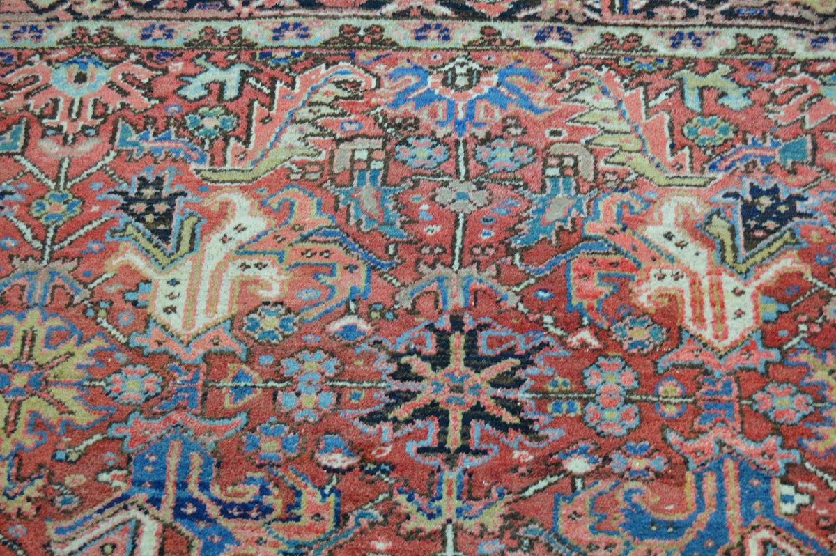 7' 3" x 10' 3" Persian Heriz Rug image 2
