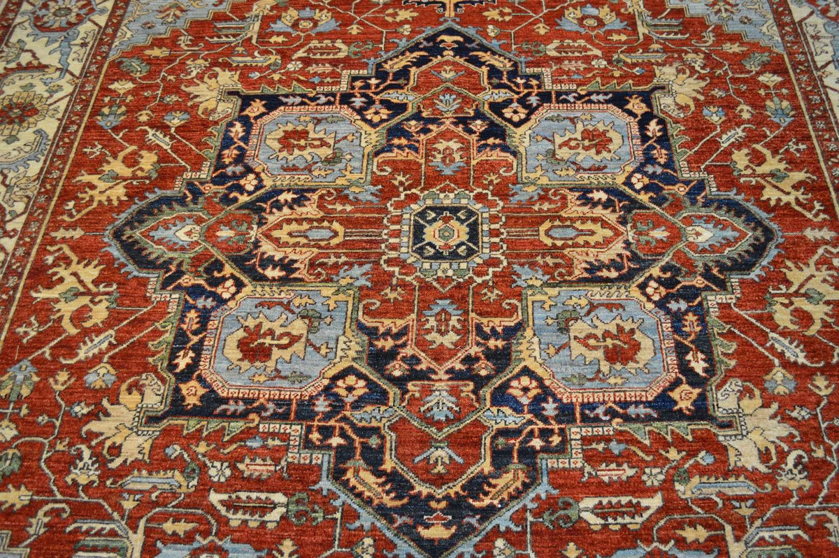 8' 2" x 10' 0" Pakistan Serapi Rug image 5